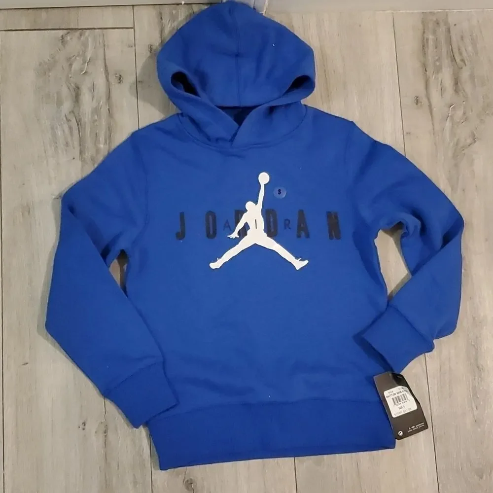 Boys Jordan blue pull over hoodie & Jordan black sweatpant joggers sz sm…